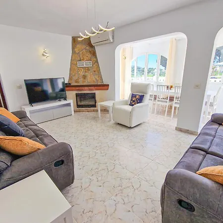 Villa Avanoa - Elche *